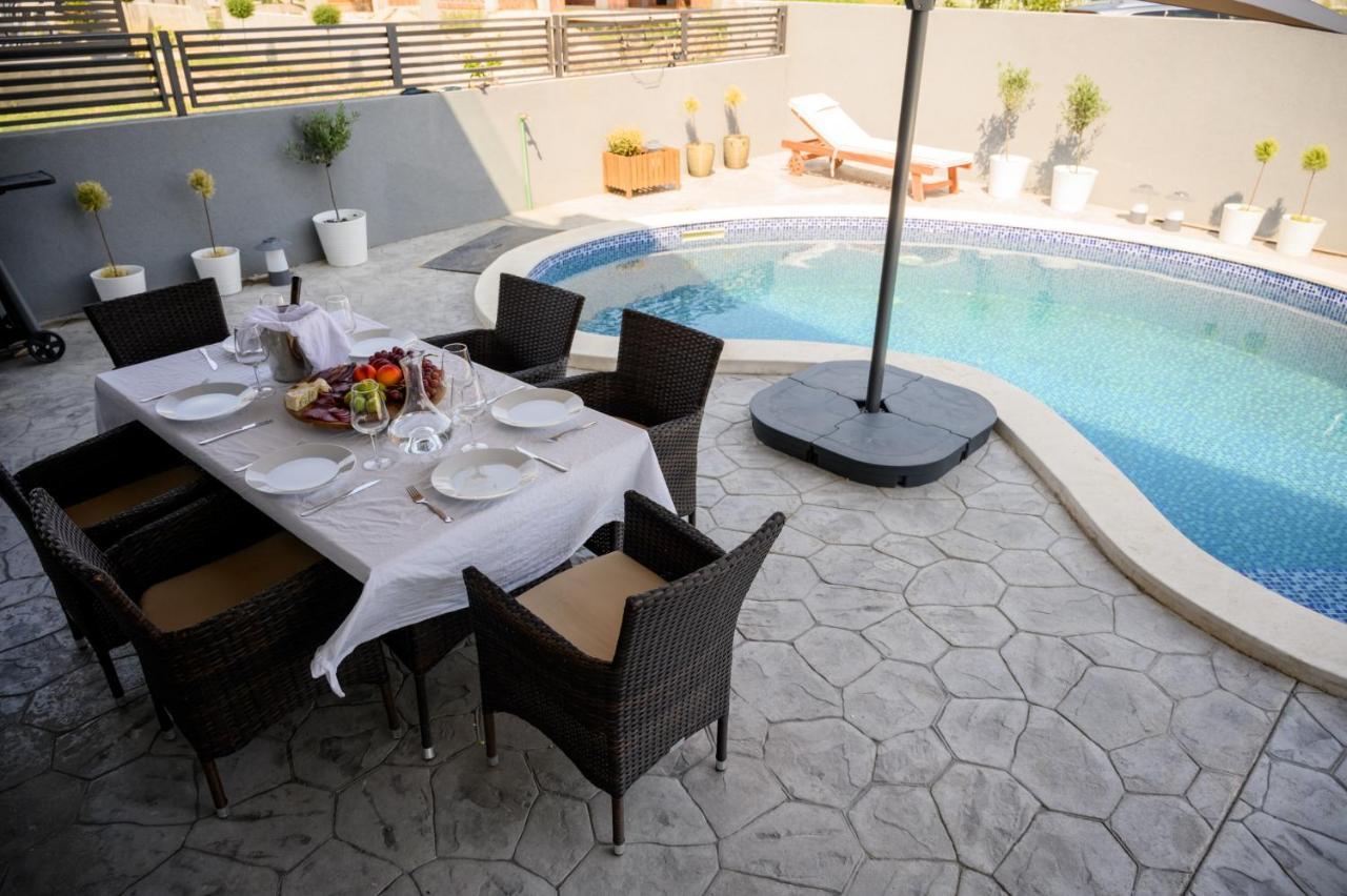 Luxury Scandinavian Ulcinj Exterior photo